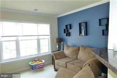 RIVER OAKS - Residential Lease