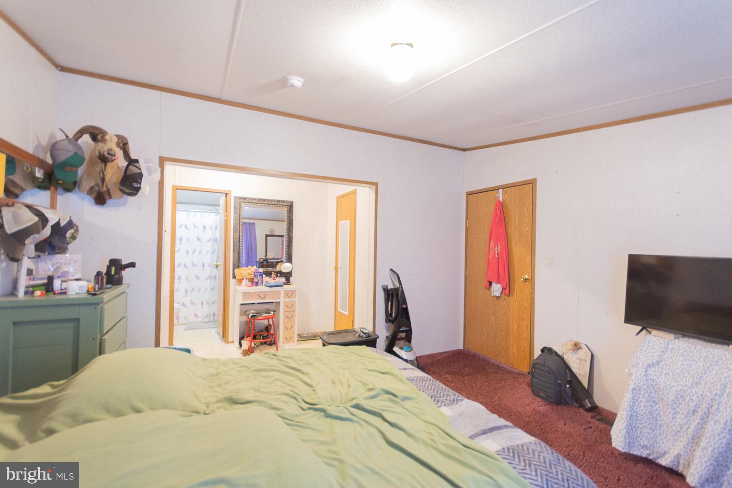 MAR WIN MANOR - Residential