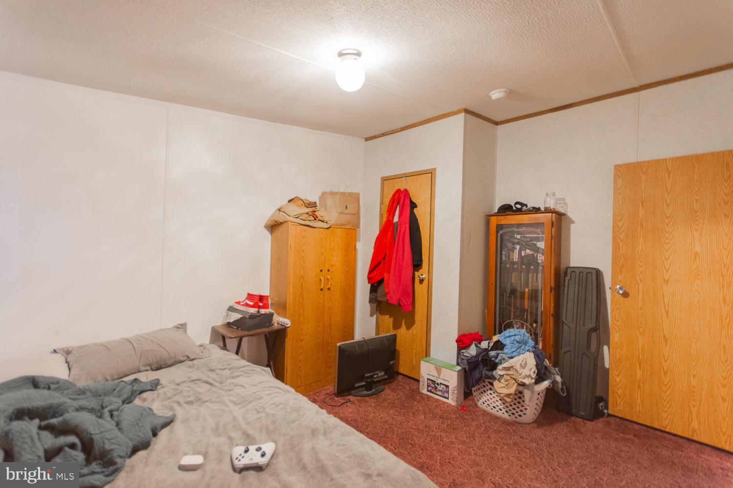 MAR WIN MANOR - Residential