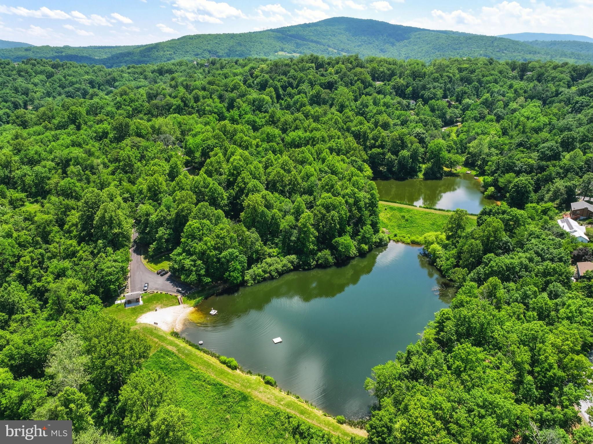 APPLE MT LAKE - Residential