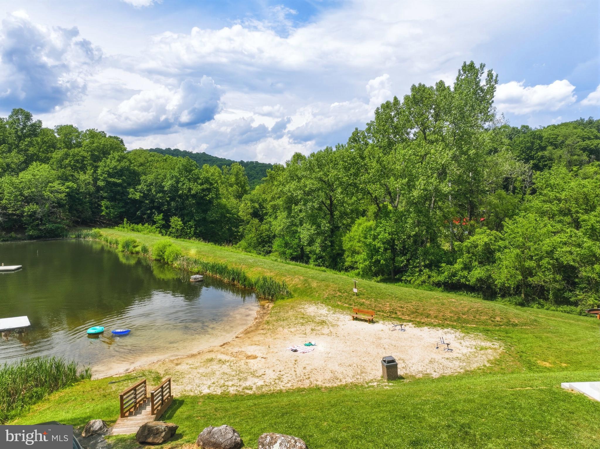 APPLE MT LAKE - Residential