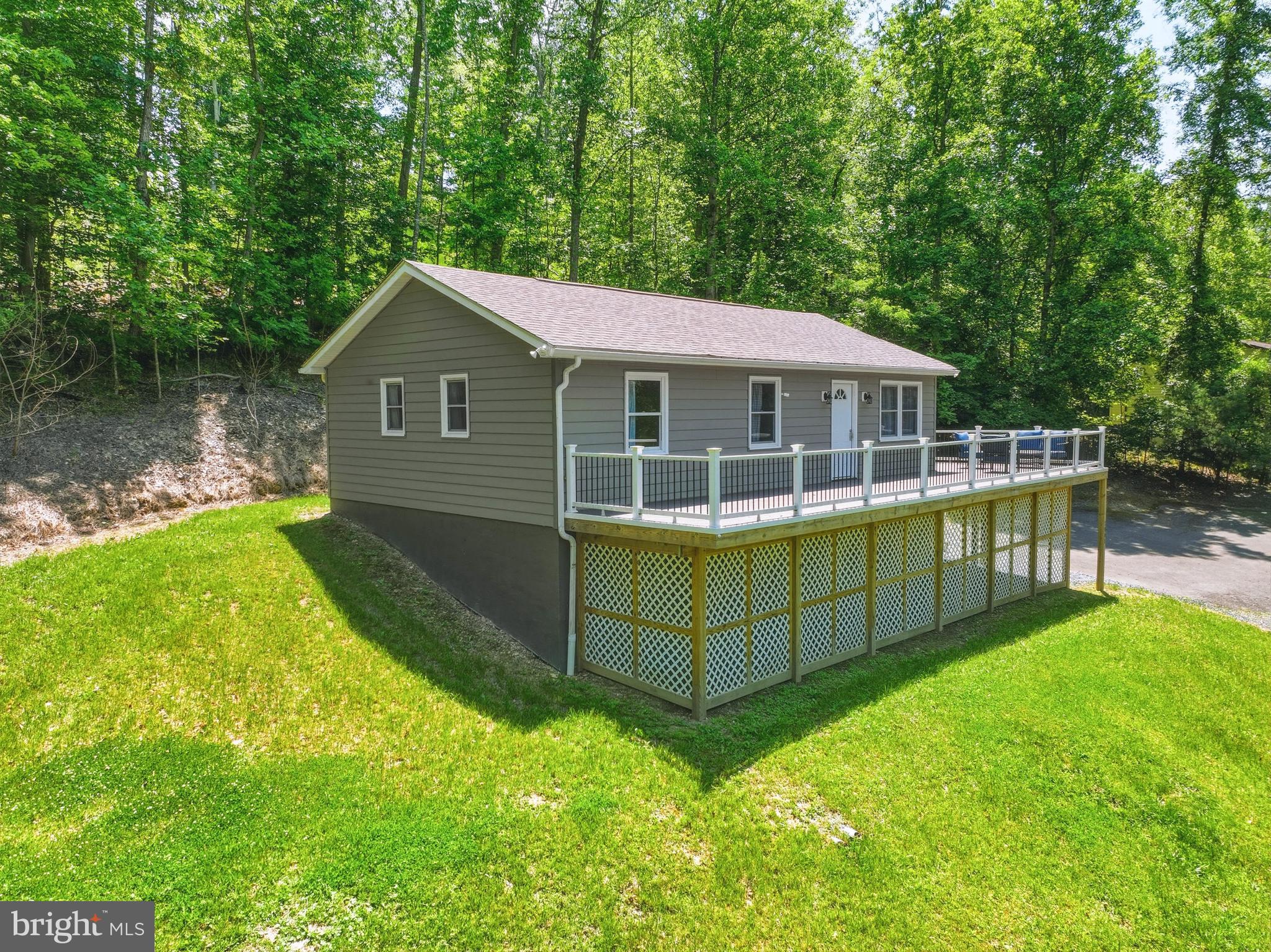 1008 OREGON HOLLOW ROAD