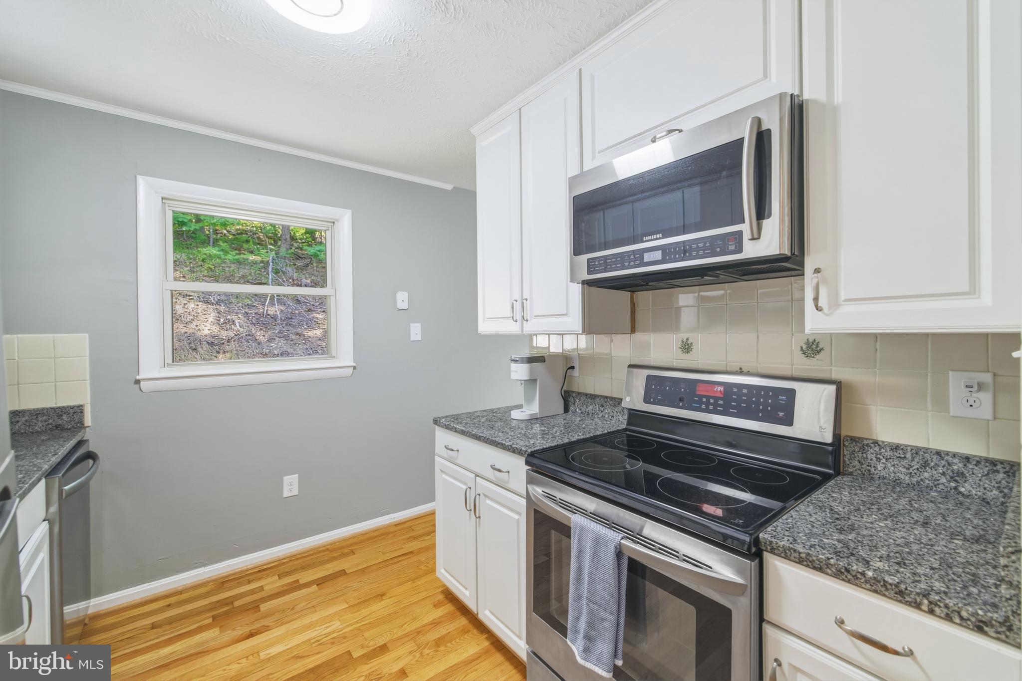 APPLE MT LAKE - Residential