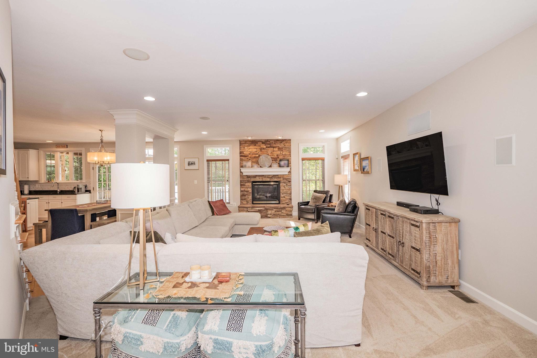 LAKELANDS - Residential