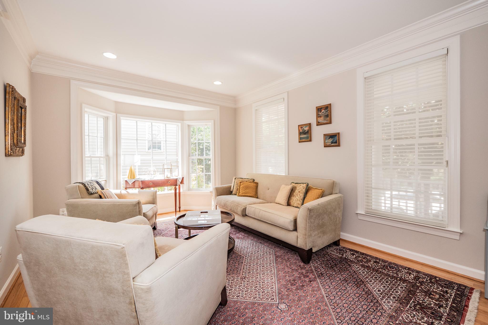 LAKELANDS - Residential