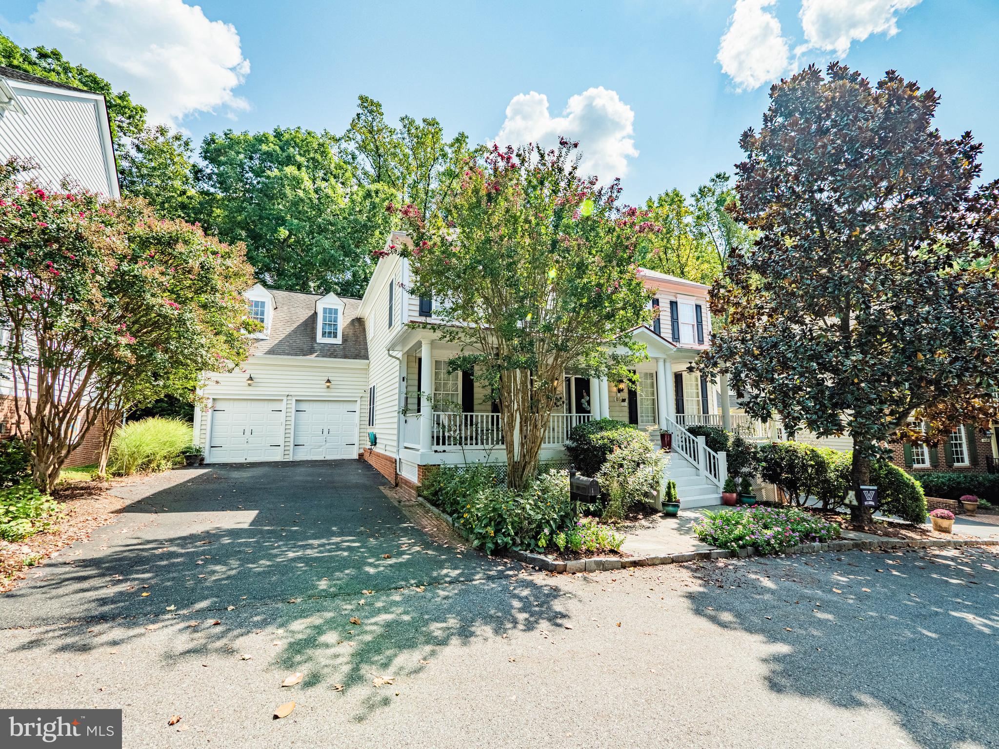 LAKELANDS - Residential