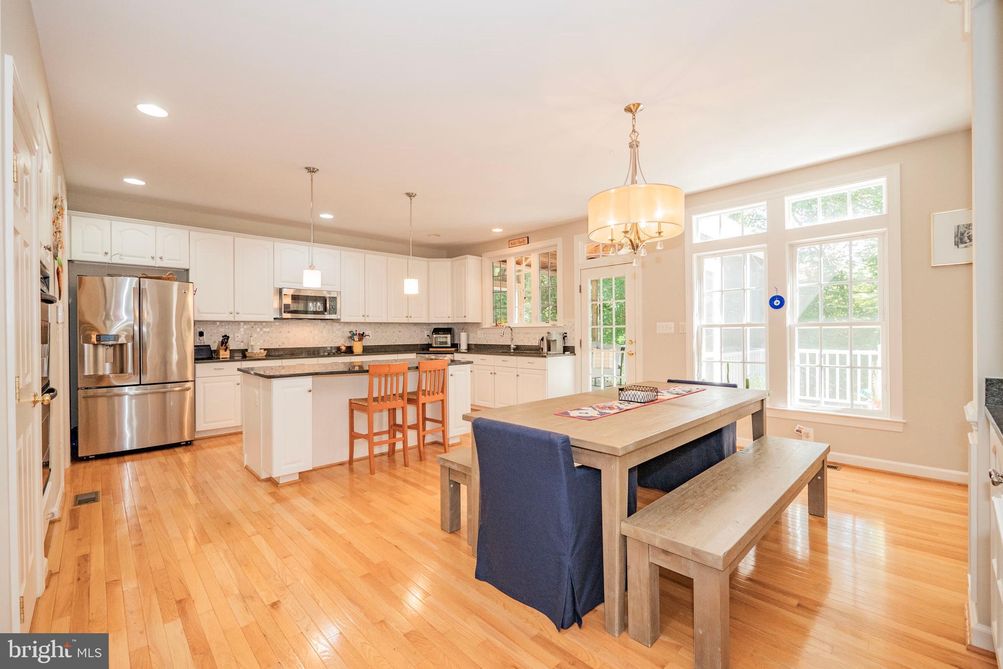 LAKELANDS - Residential