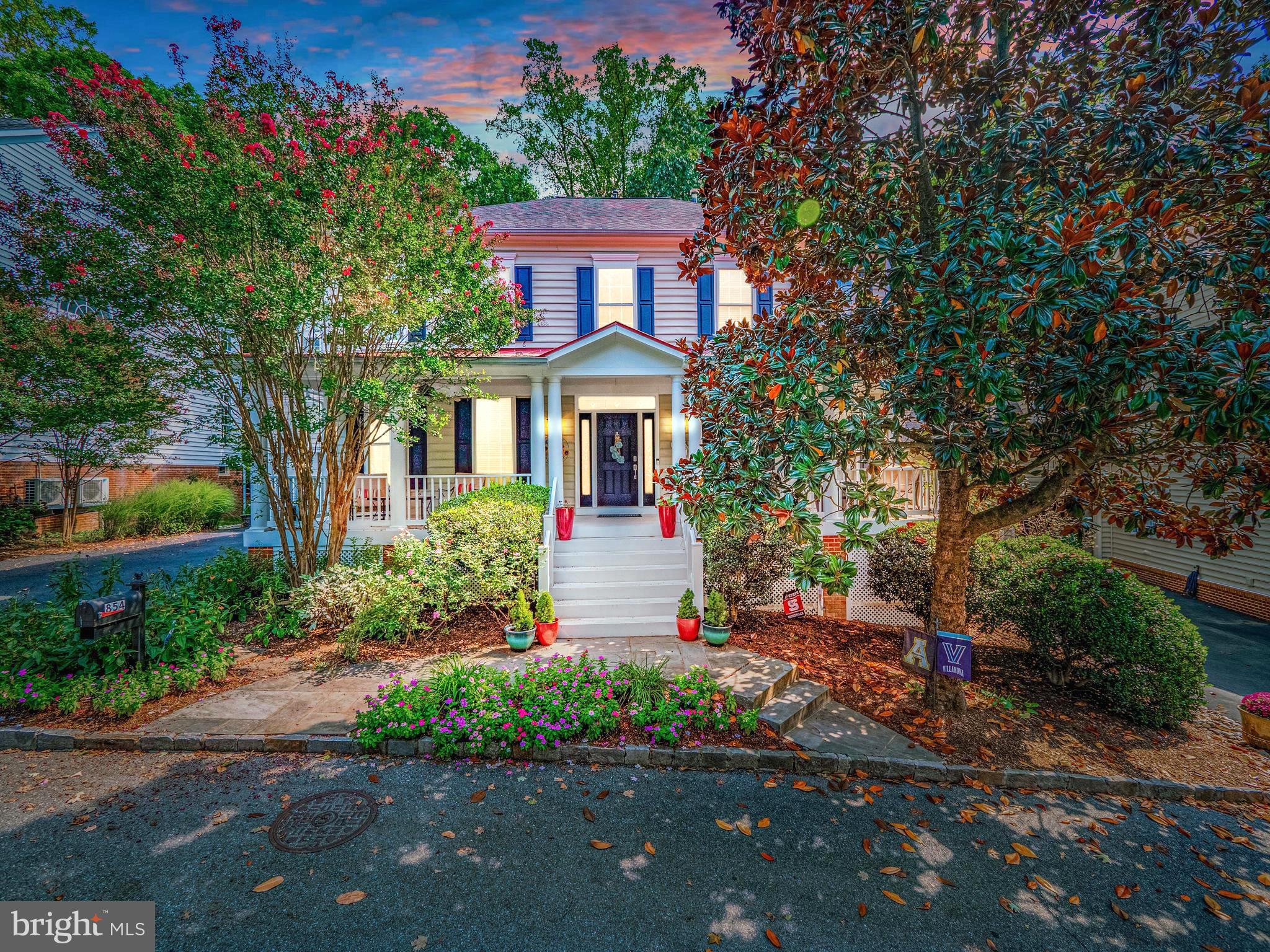 LAKELANDS - Residential