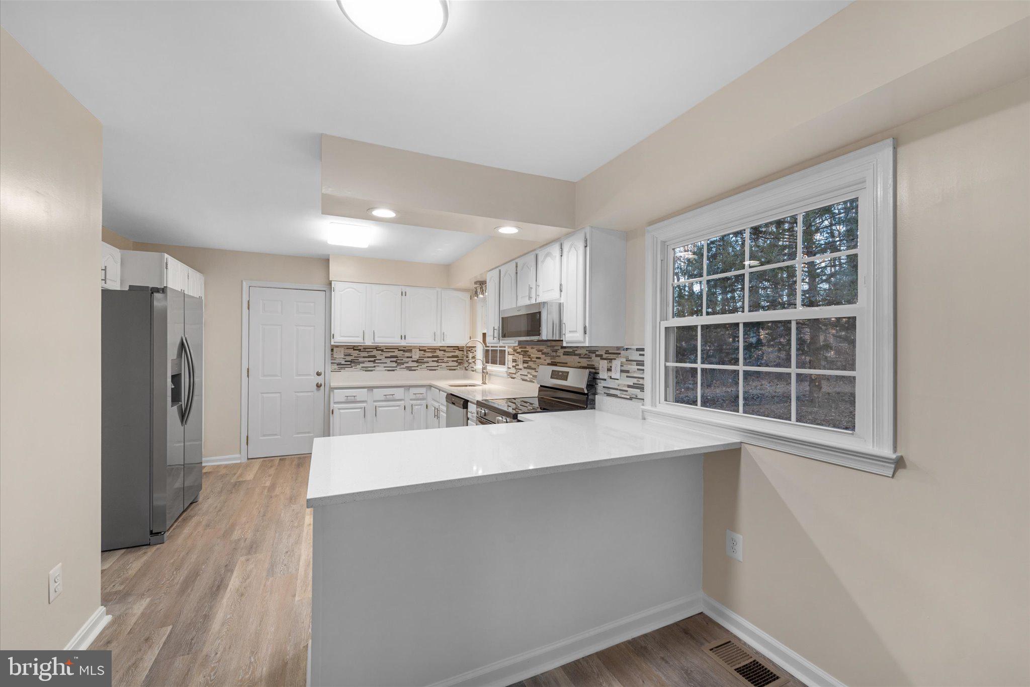 8016 STILLBROOKE ROAD