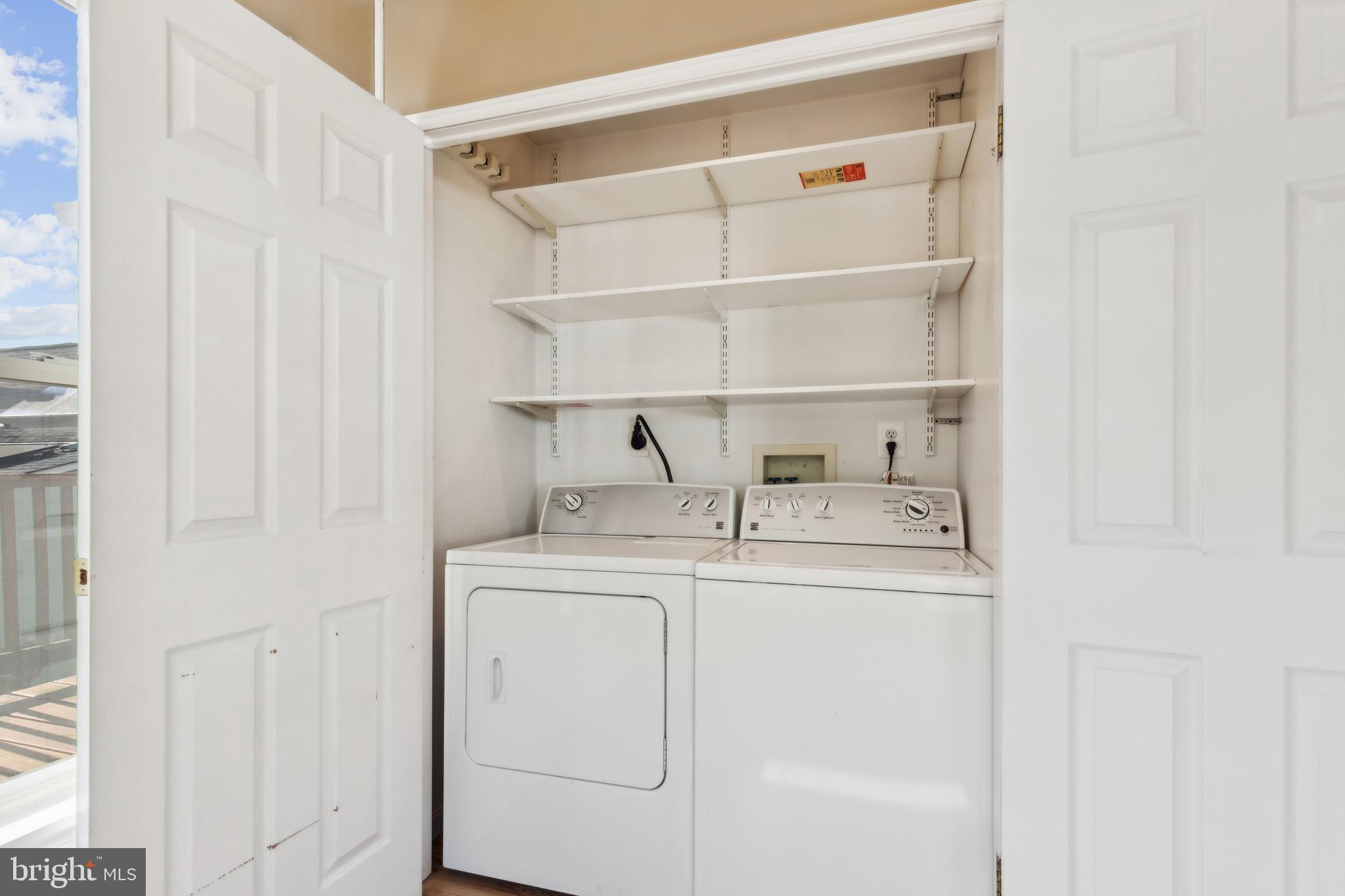 HILLENDALE FARMS - Residential