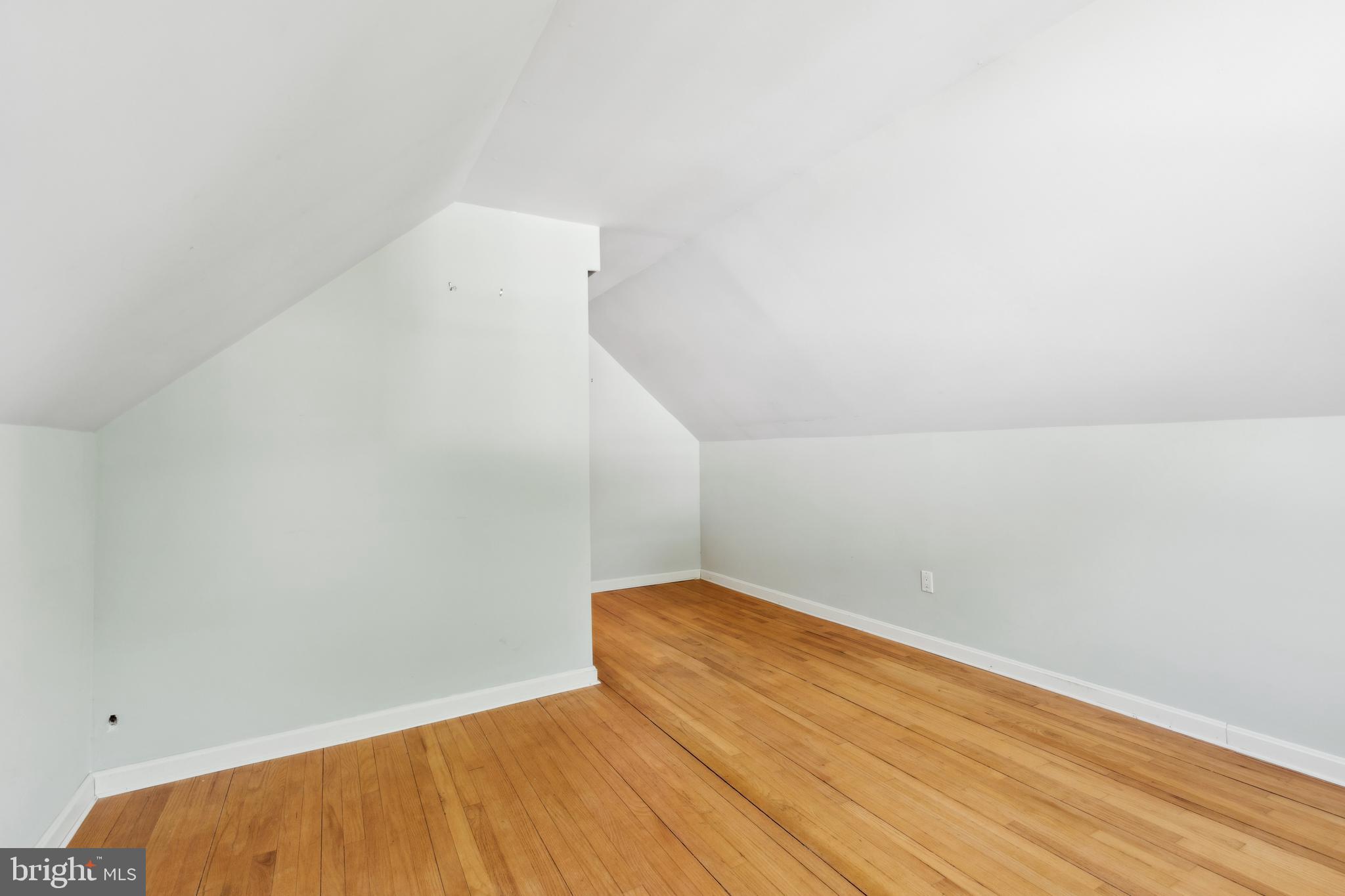 HILLENDALE FARMS - Residential