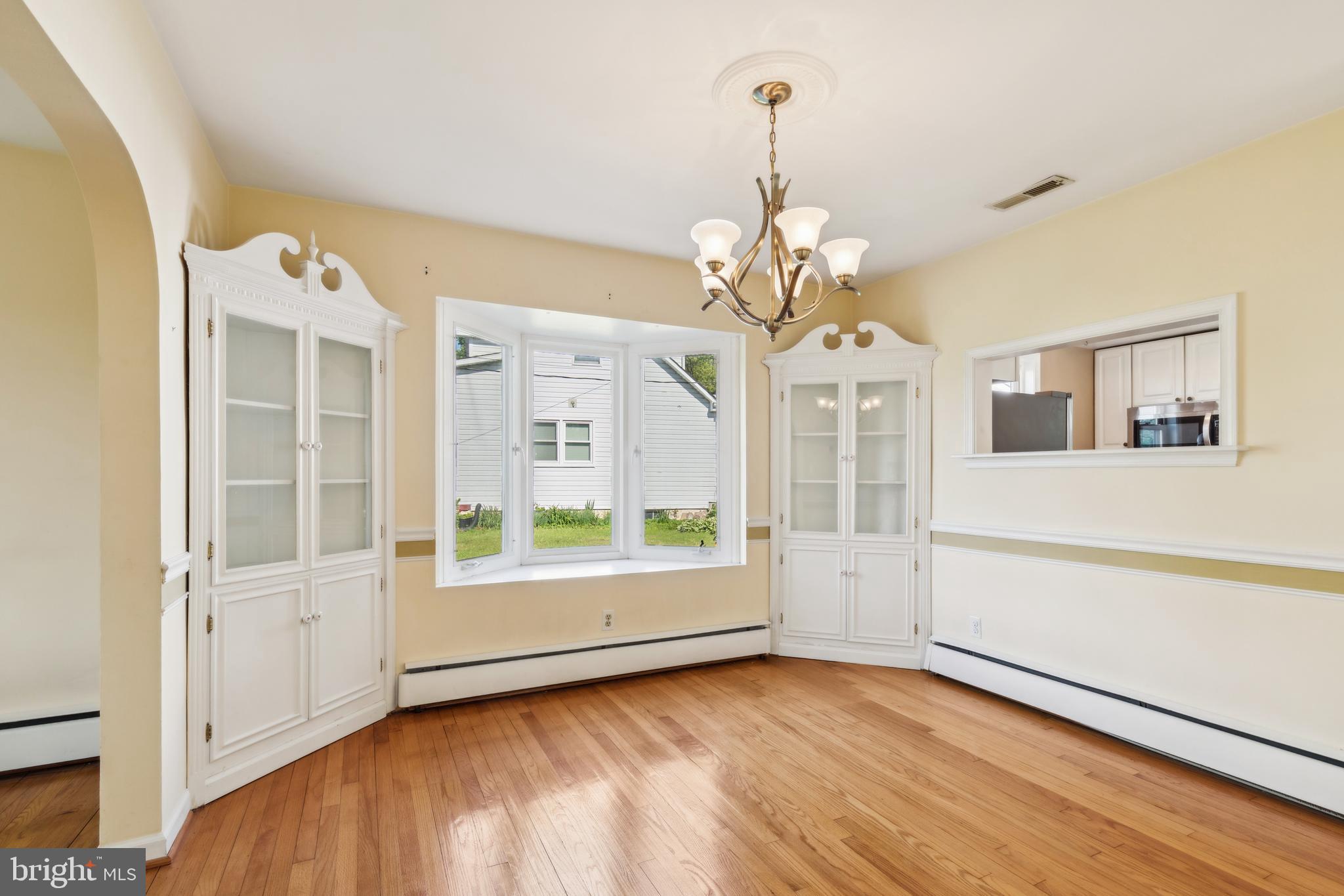 HILLENDALE FARMS - Residential