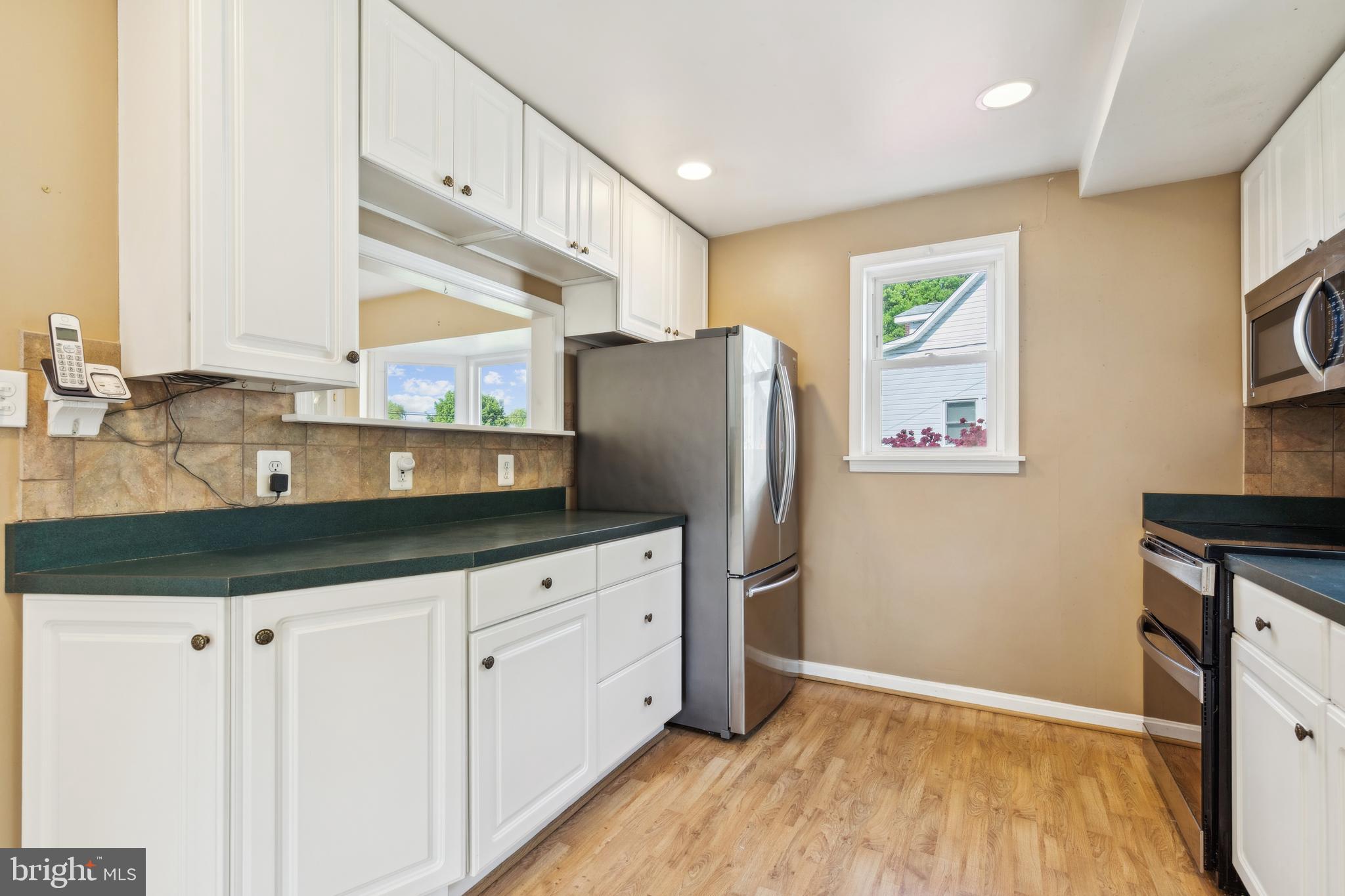 HILLENDALE FARMS - Residential