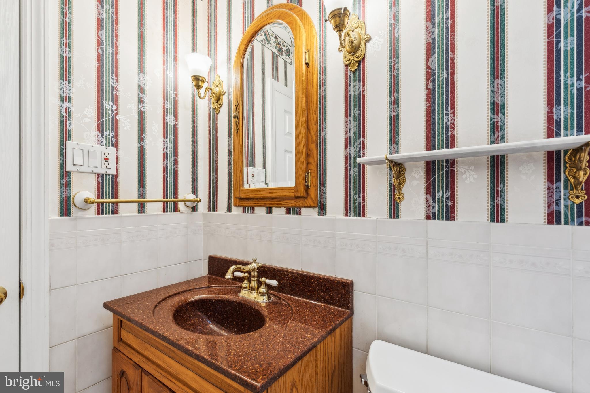 HILLENDALE FARMS - Residential