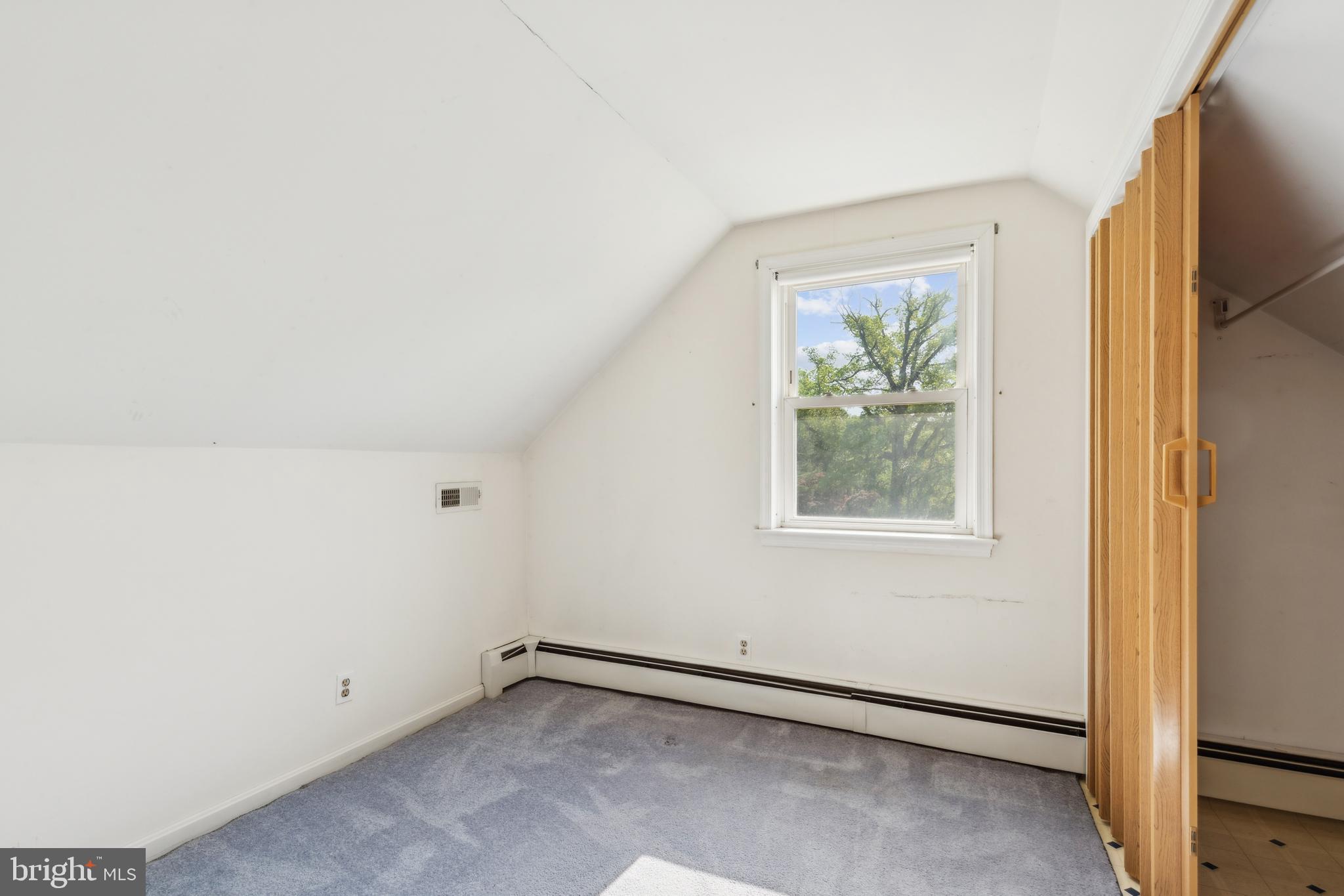 HILLENDALE FARMS - Residential