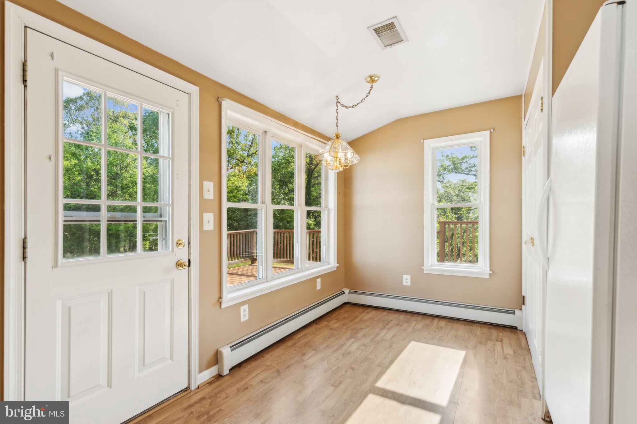 HILLENDALE FARMS - Residential