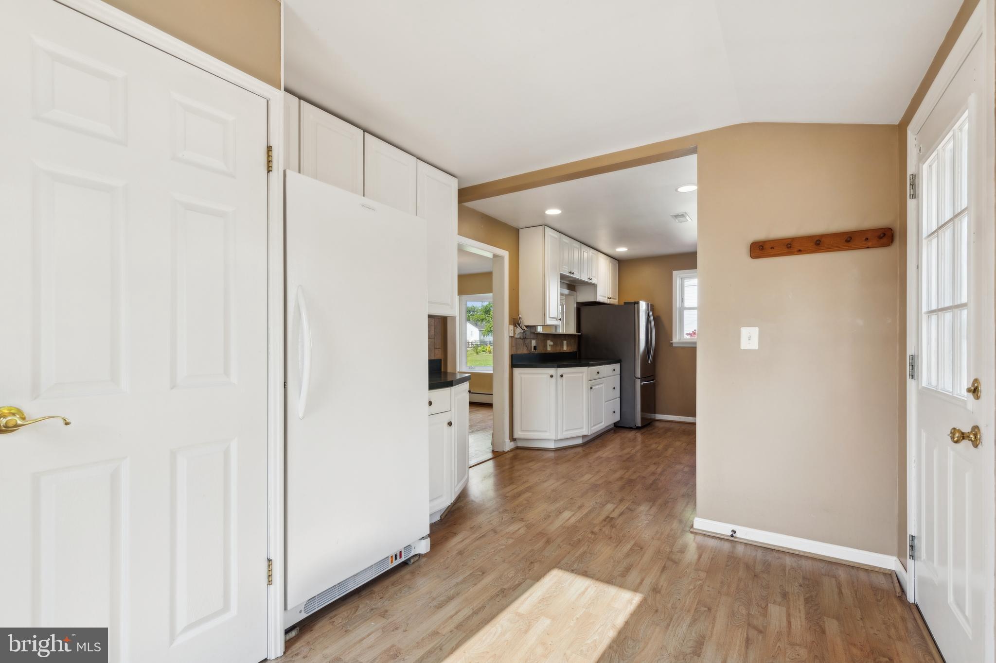 HILLENDALE FARMS - Residential