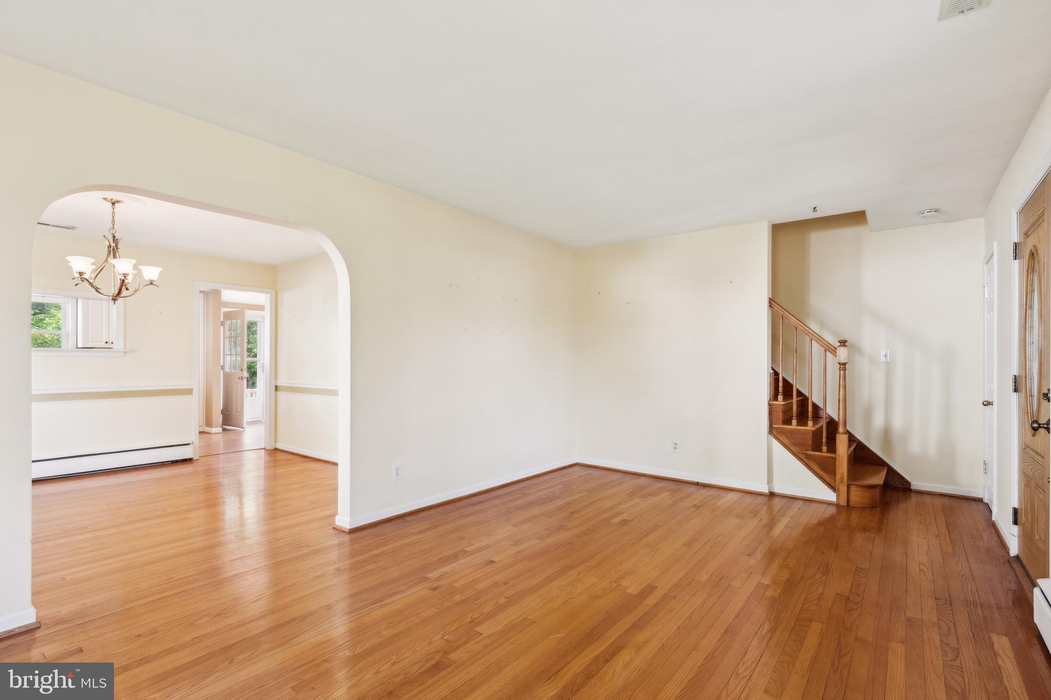 HILLENDALE FARMS - Residential