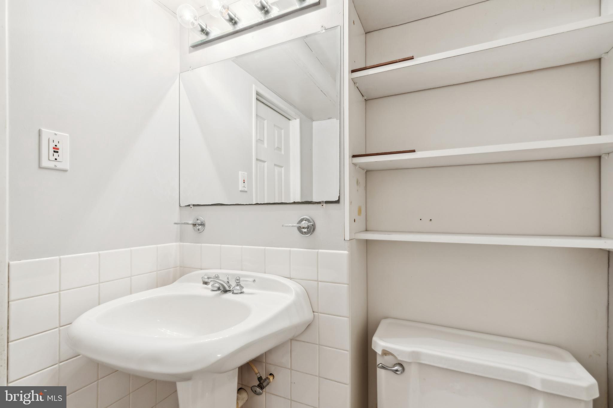 HILLENDALE FARMS - Residential