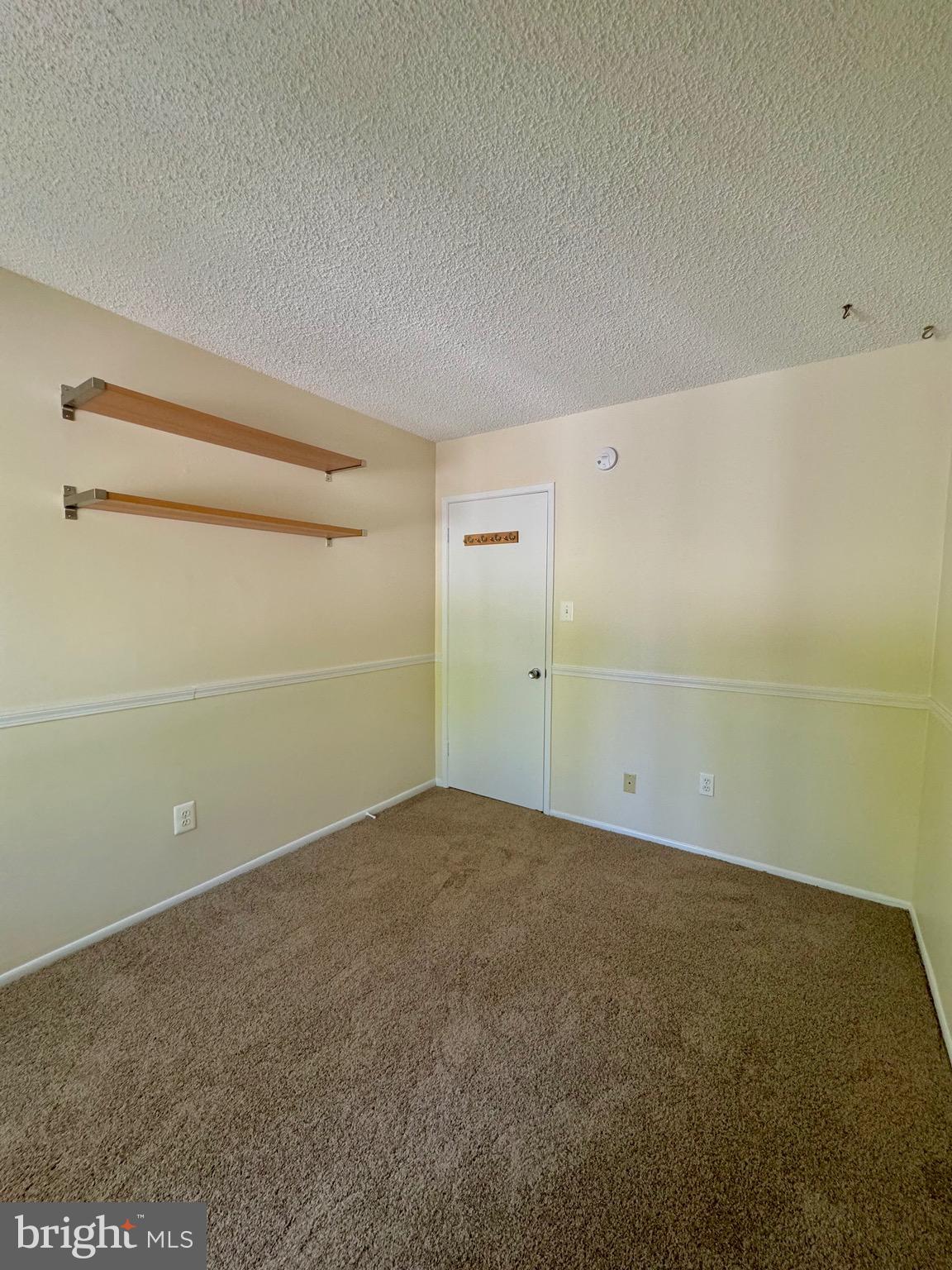 RESTON - Residential Lease