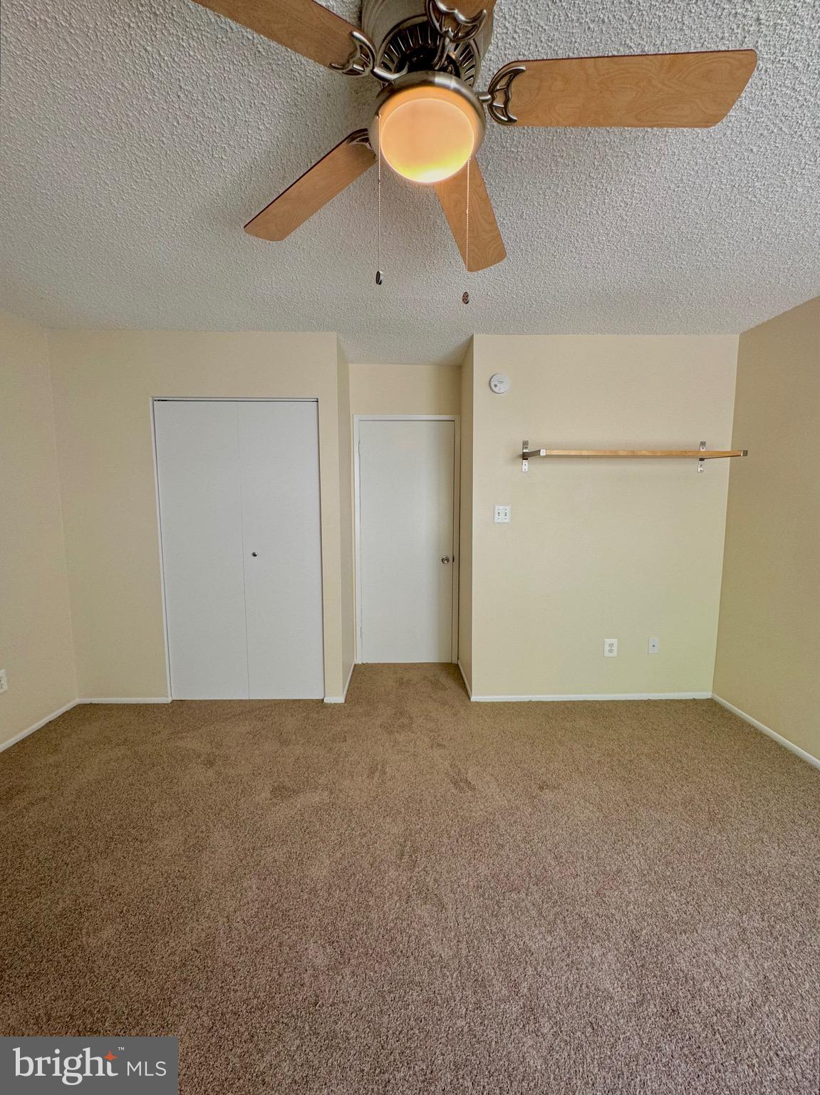 RESTON - Residential Lease