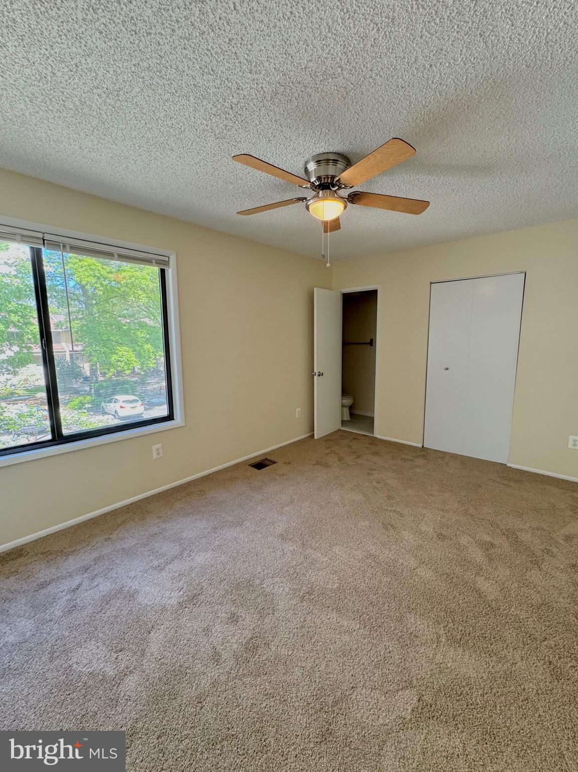 RESTON - Residential Lease