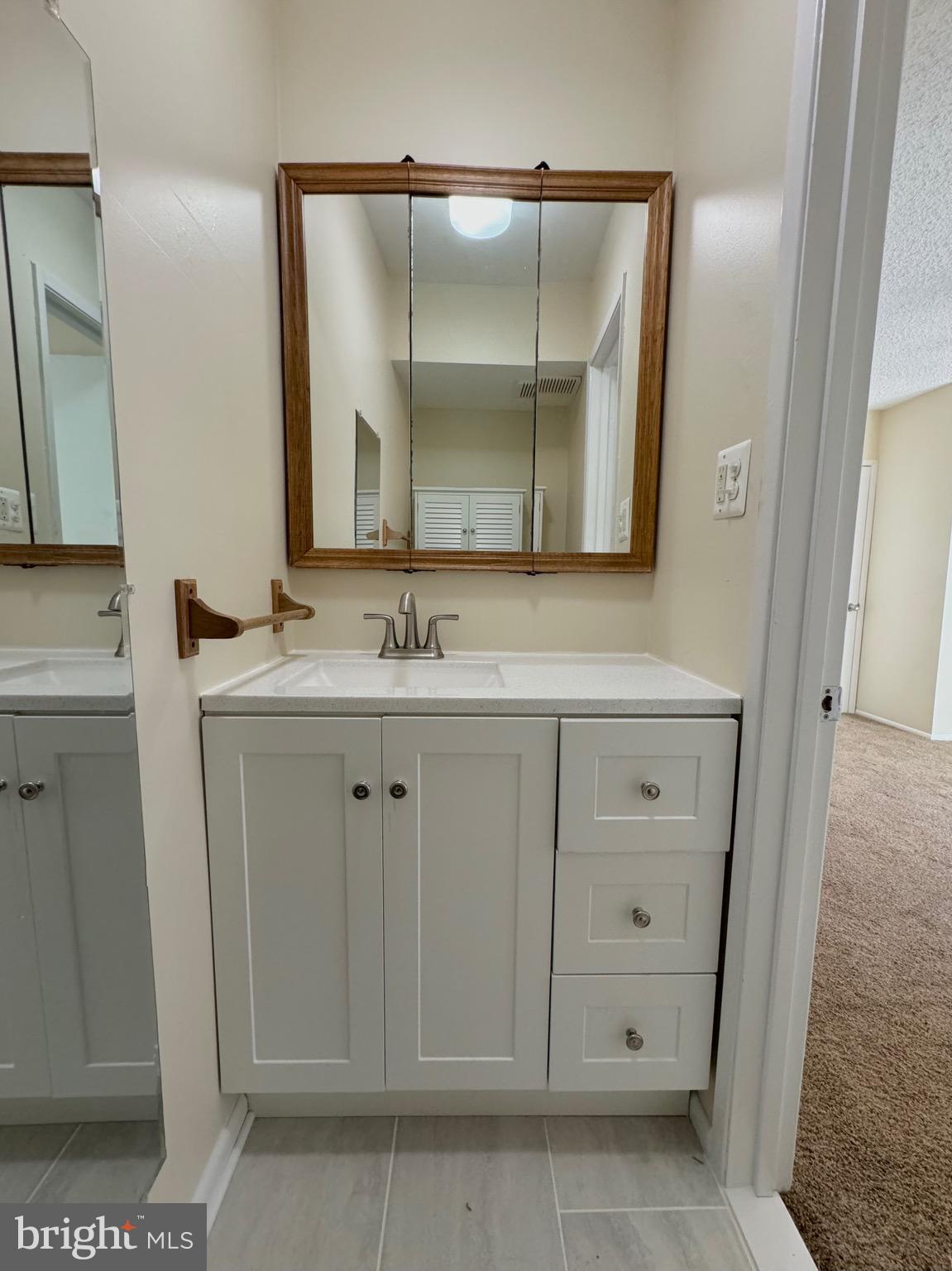 RESTON - Residential Lease