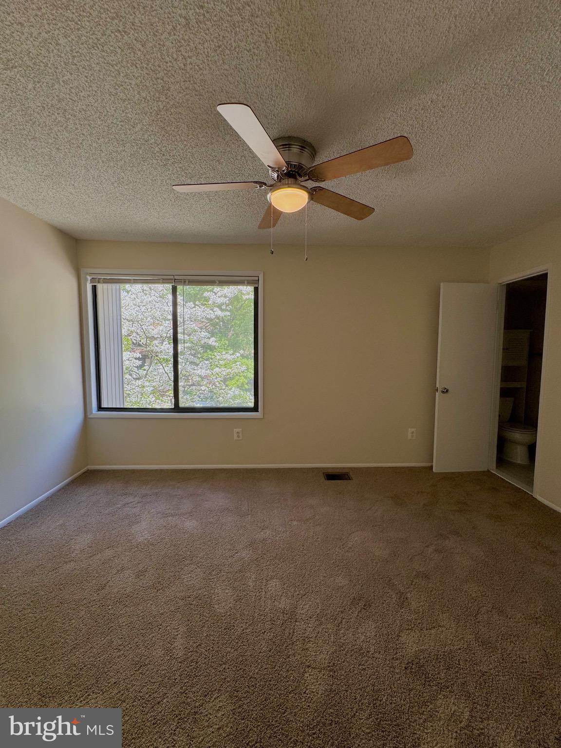 RESTON - Residential Lease