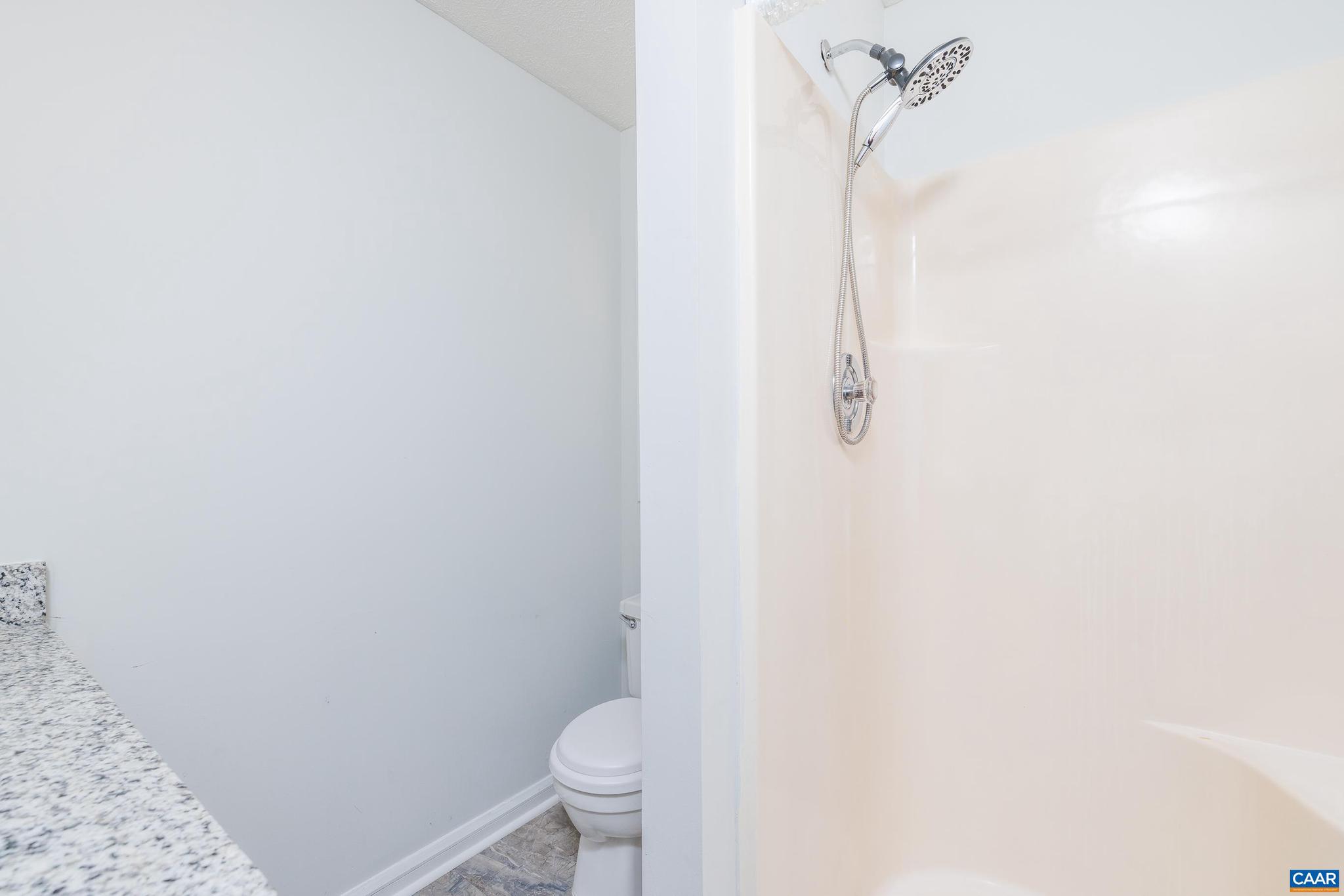 LAKE MONTICELLO - Residential