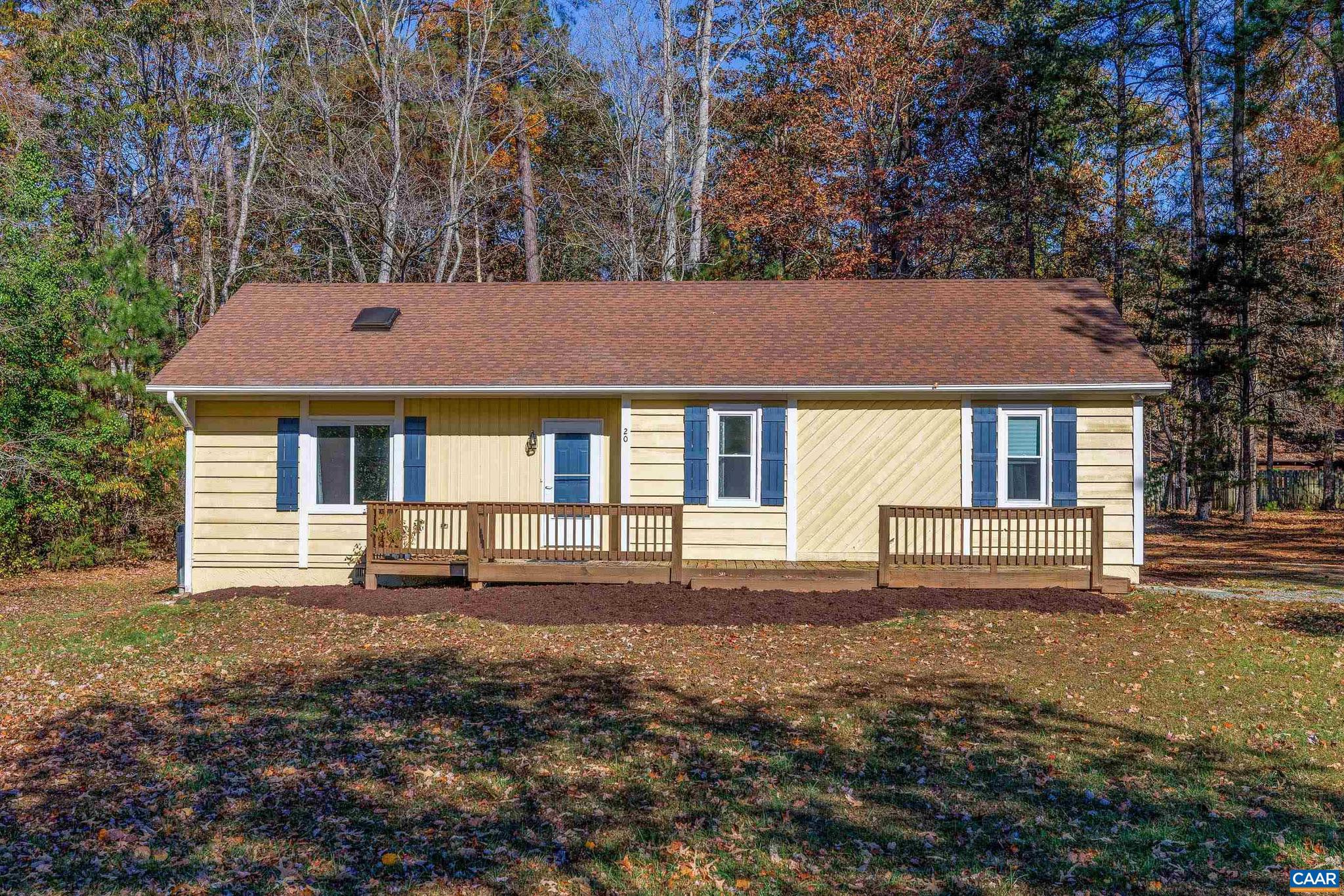 LAKE MONTICELLO - Residential