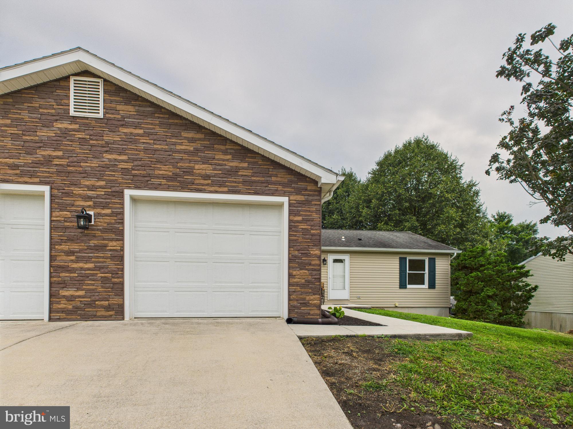 3670 ROCK CREEK DRIVE