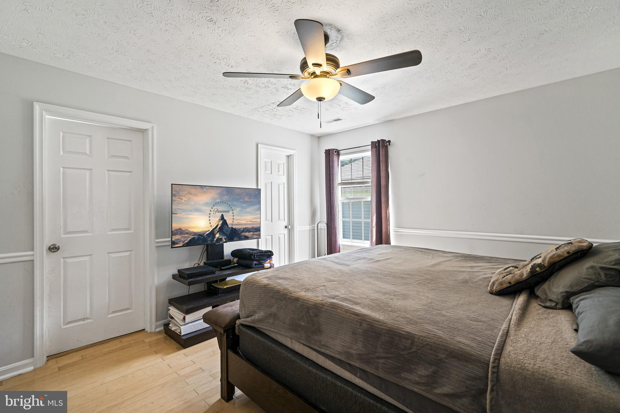 DORCHESTER - ST. CHARLES - Residential