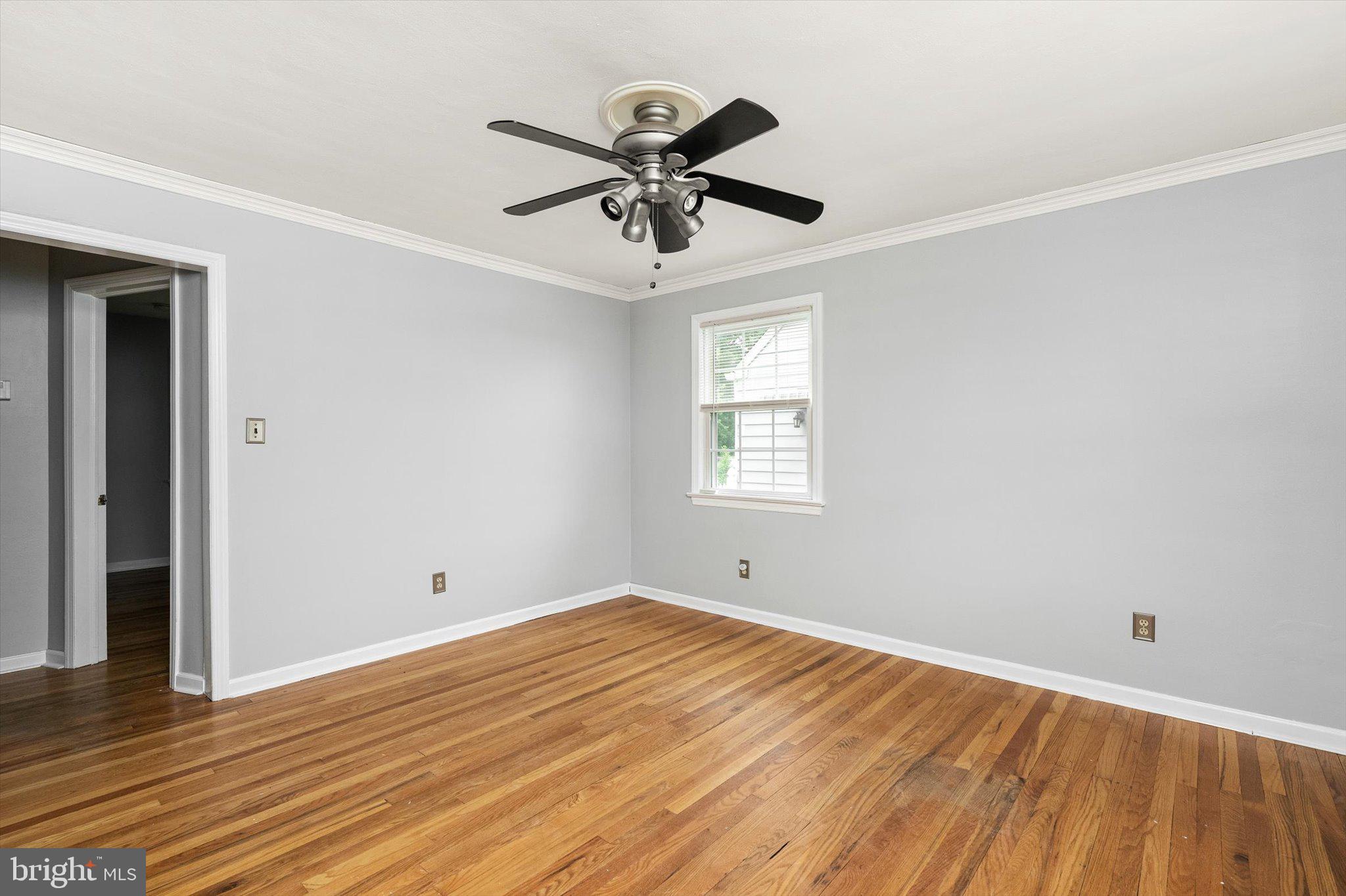 32 HIRSCH AVENUE