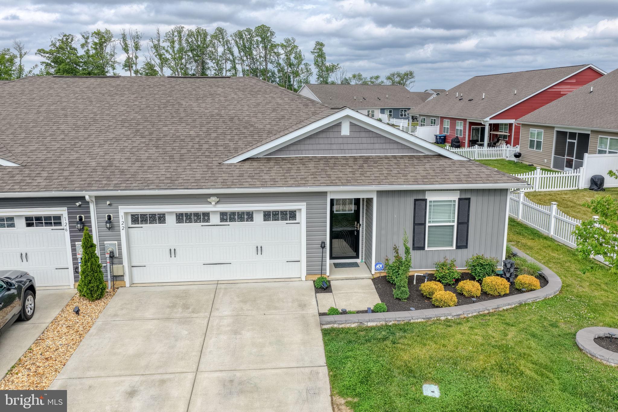 122 SEDMONT CIRCLE