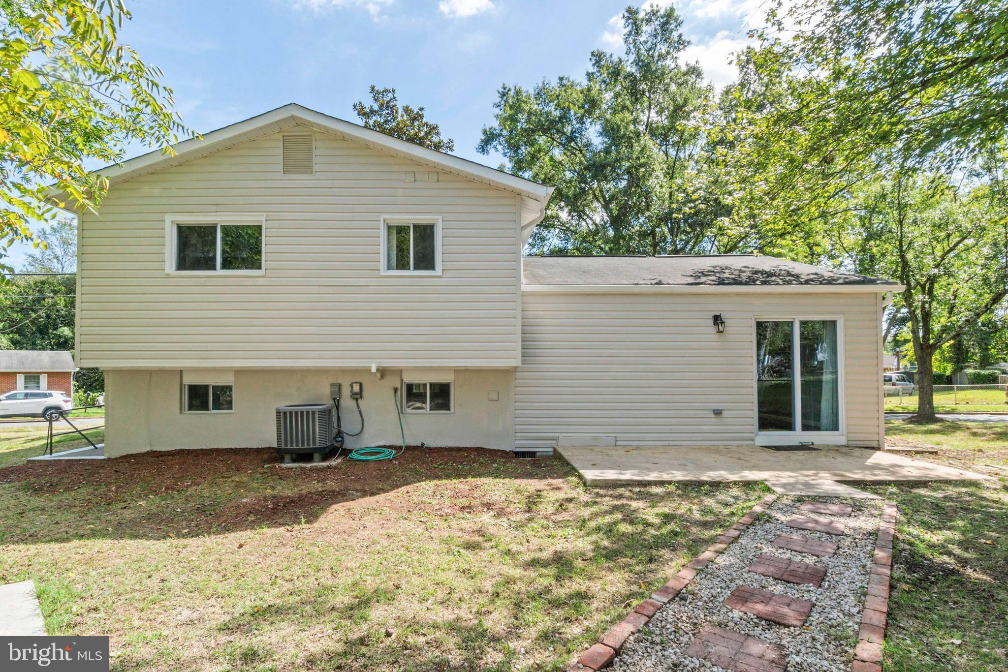 DIANNA WOODS - Residential