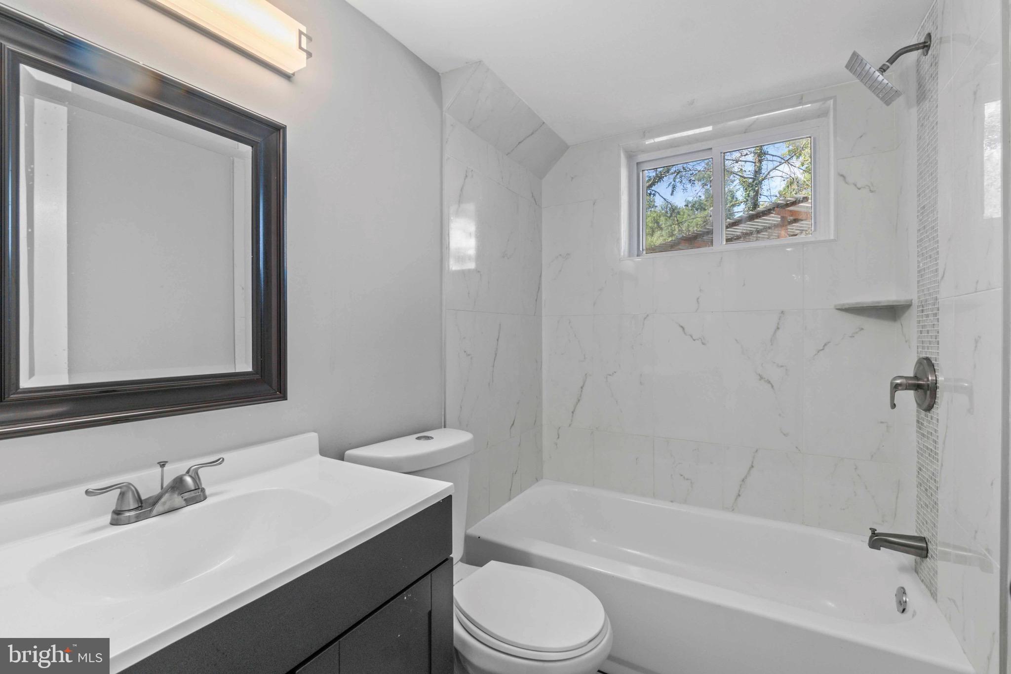 DIANNA WOODS - Residential