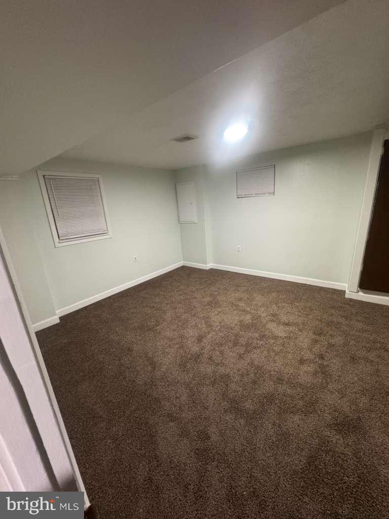 CLINTON - Residential Lease