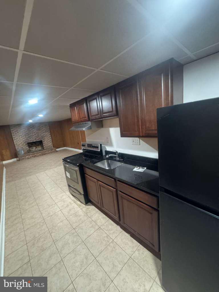 CLINTON - Residential Lease