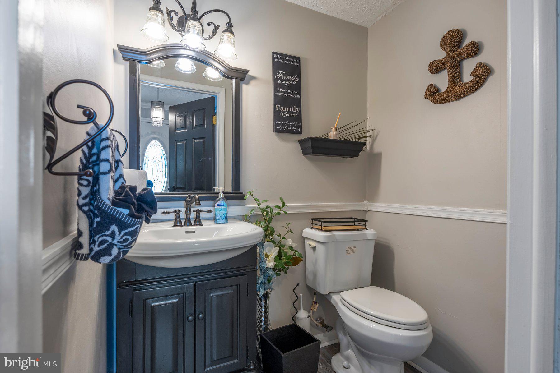 TWELVE TREES - Residential