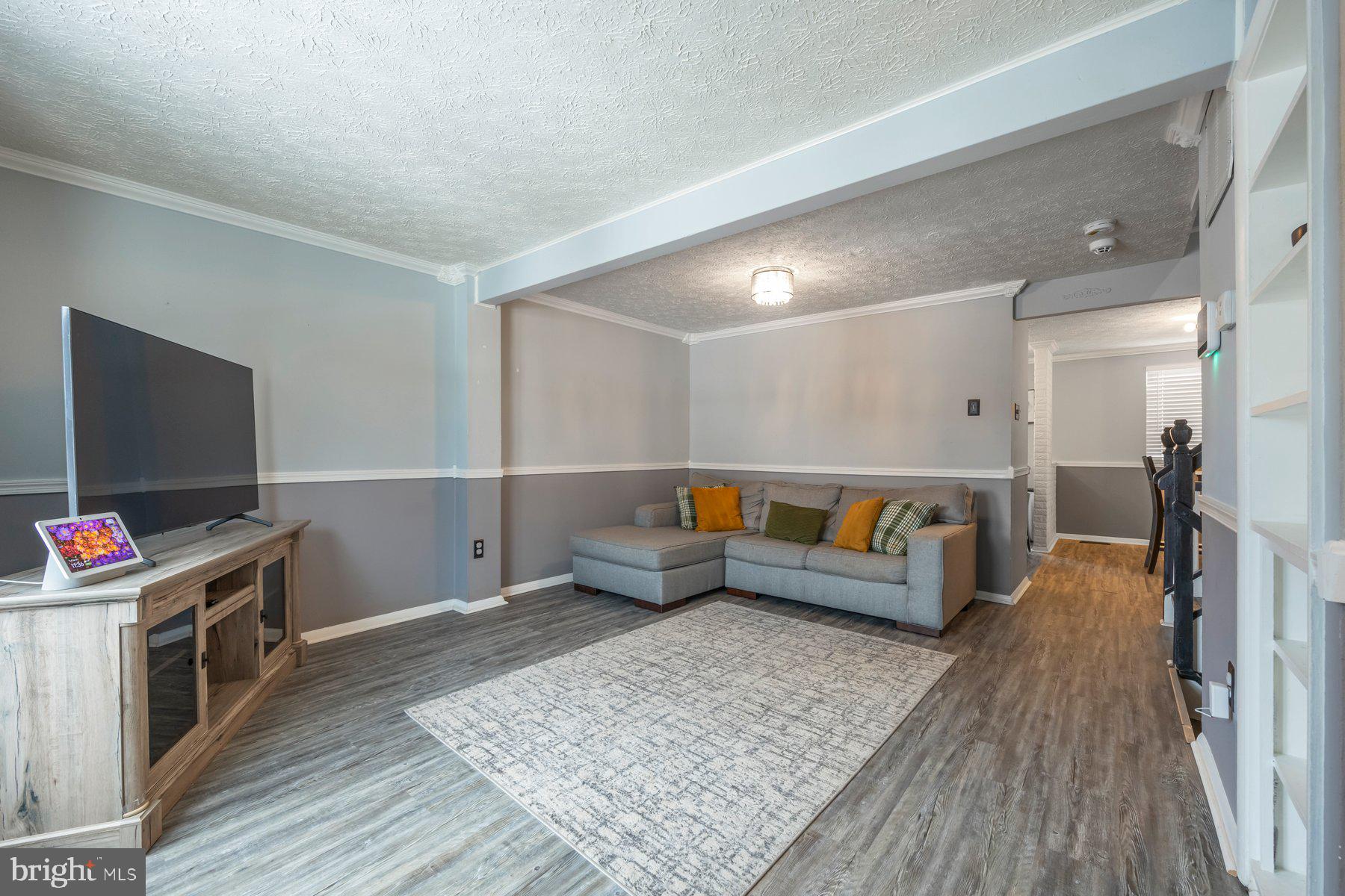 TWELVE TREES - Residential