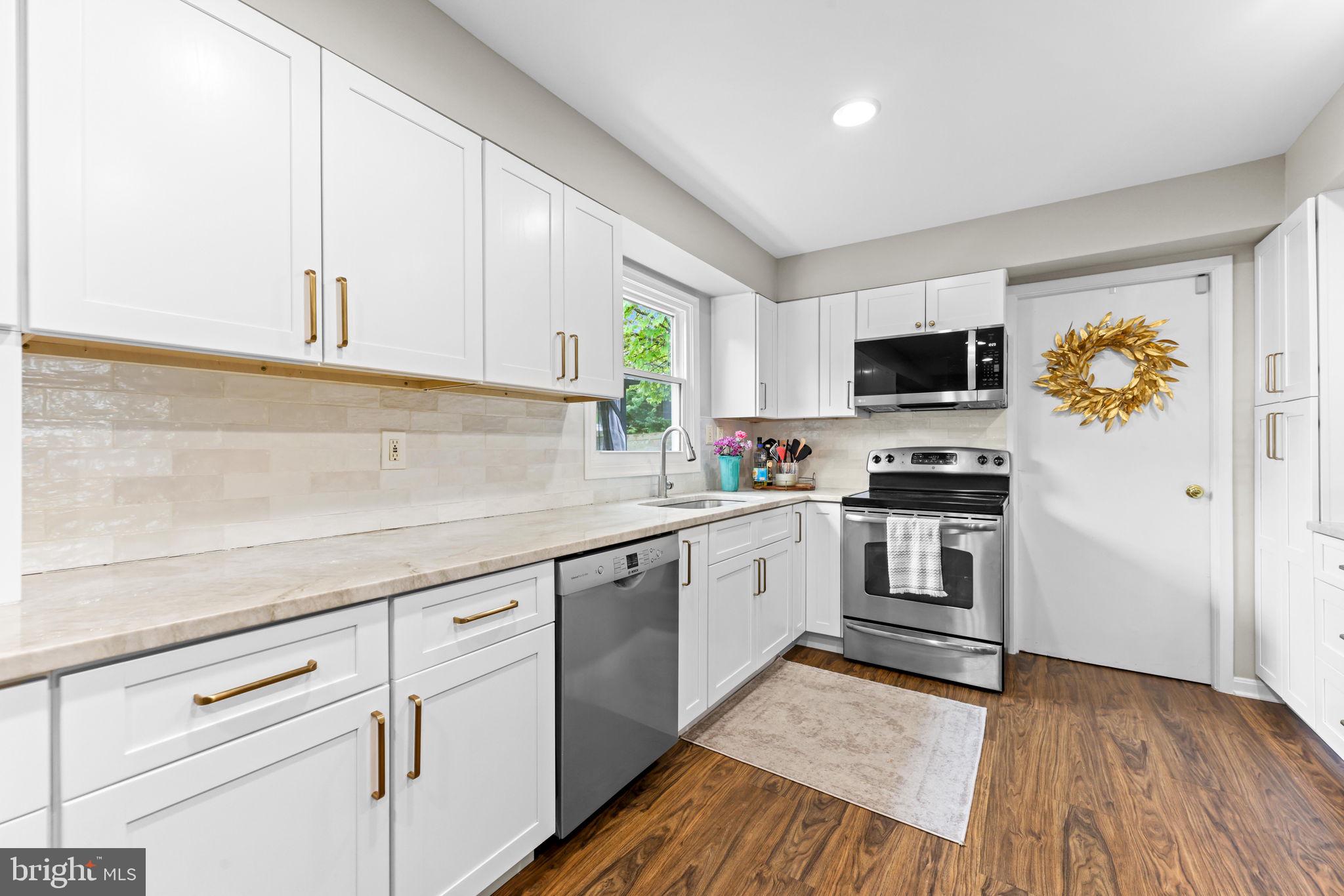 KENILWORTH AT BELAIR - Residential