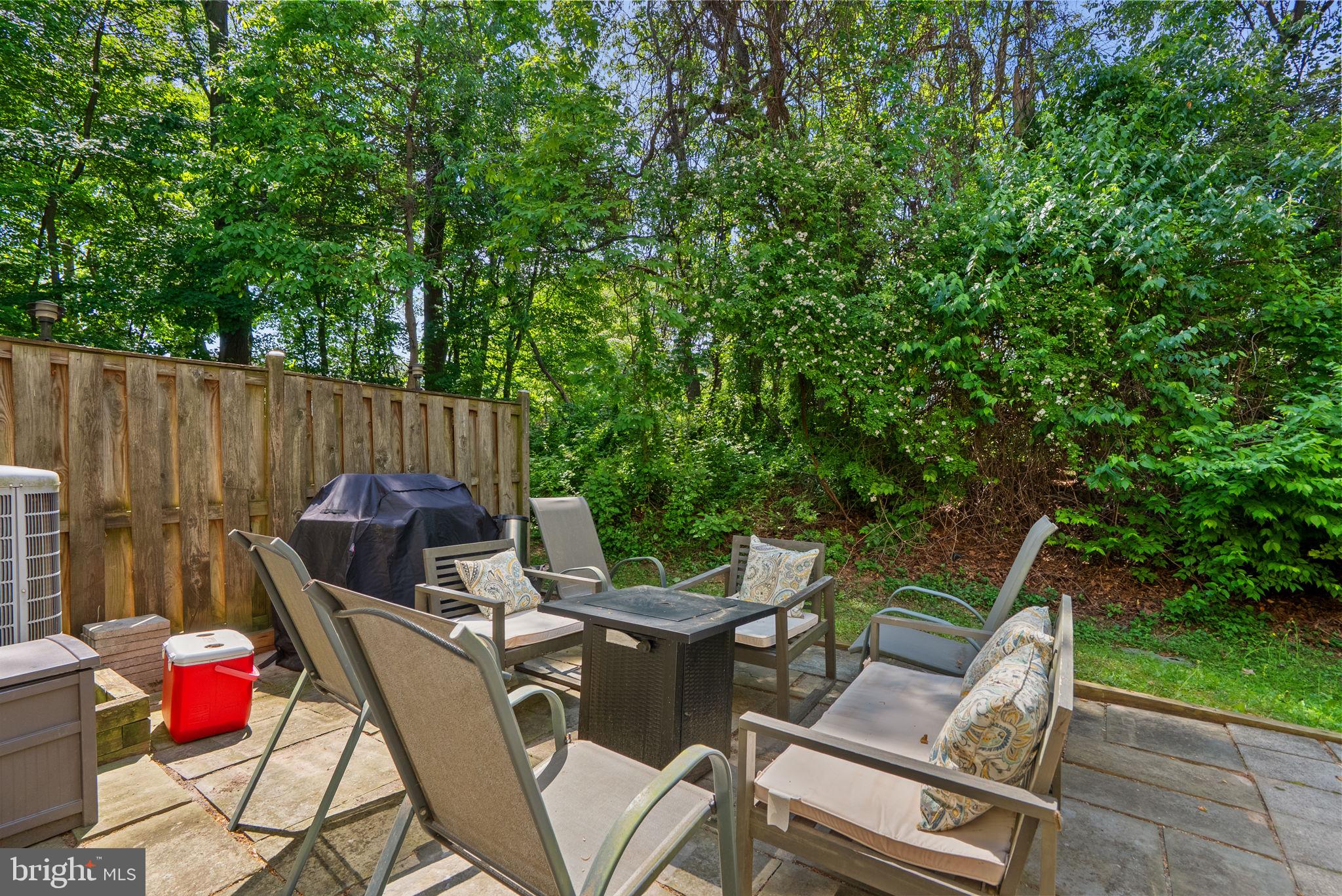 SENECA PARK - Residential