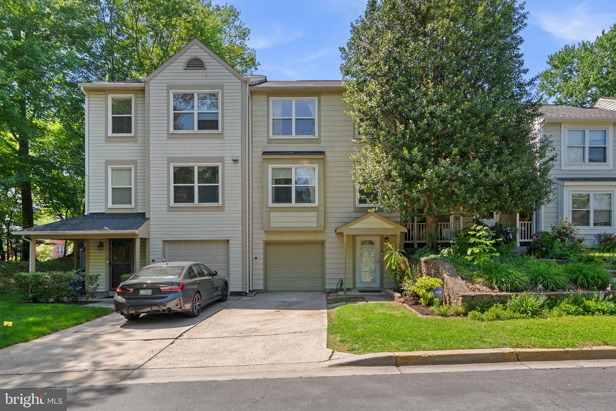SENECA PARK - Residential