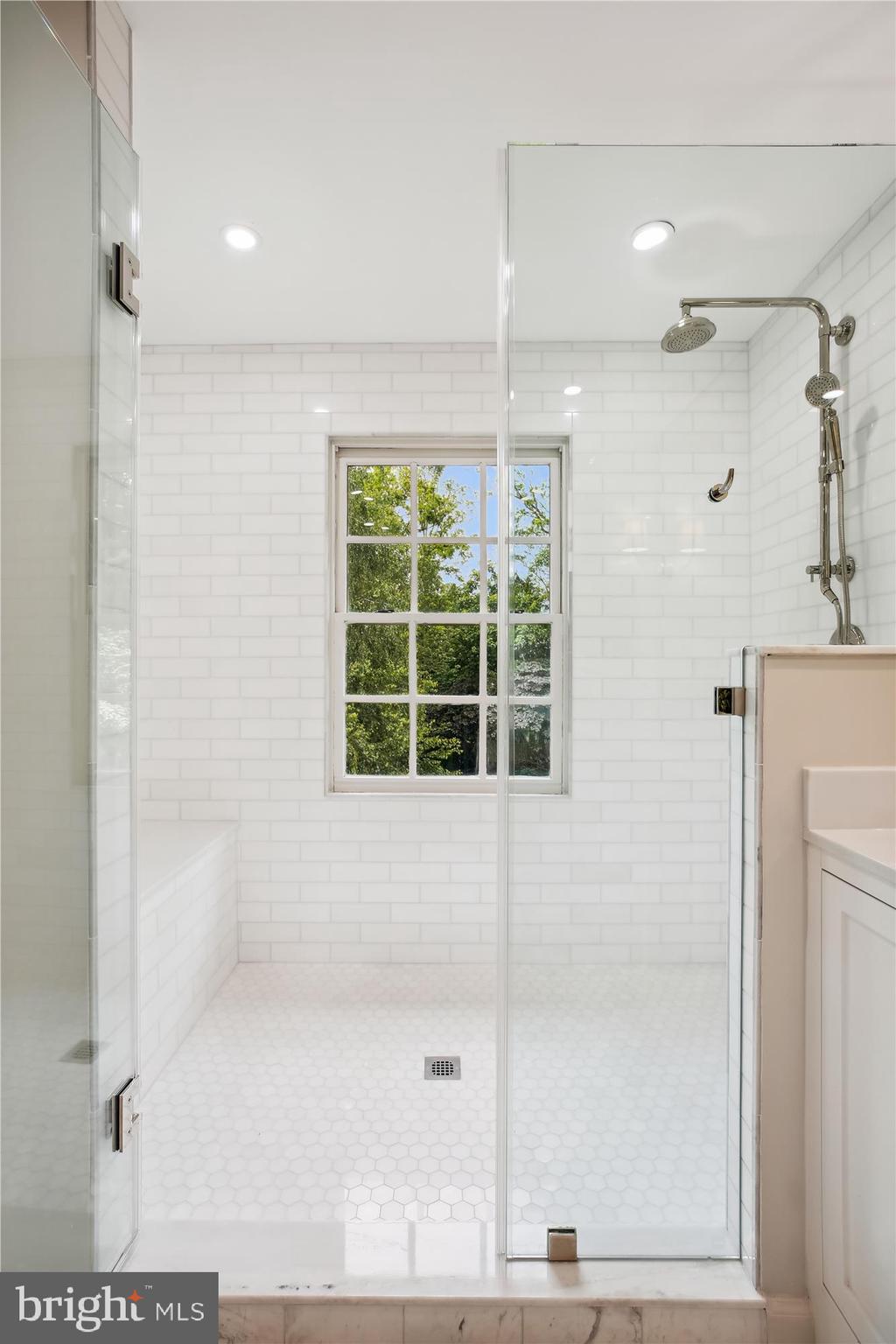 GLEN MILL VILLAGE - Residential