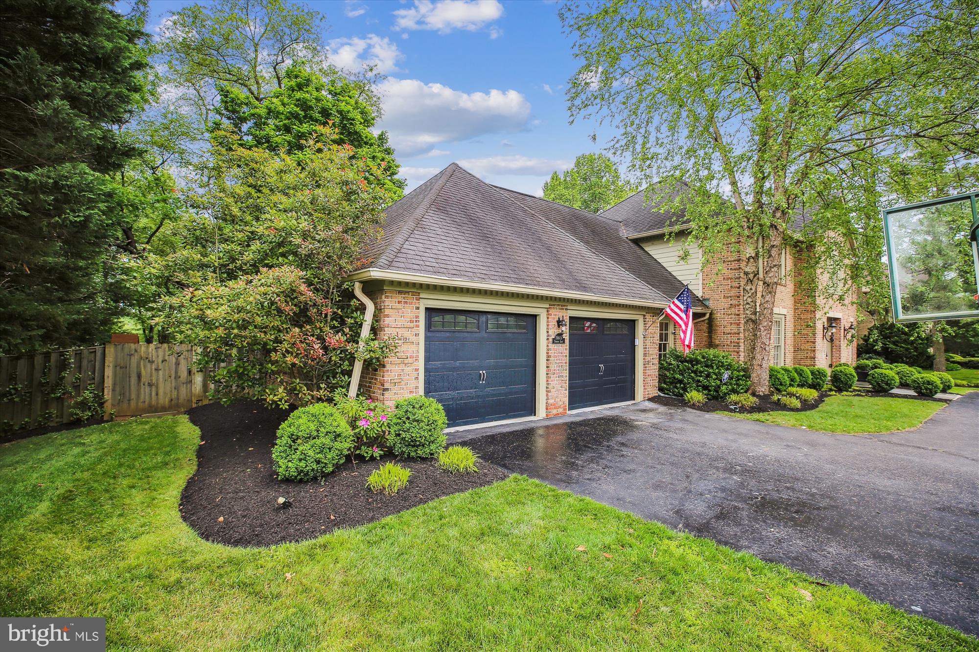 GLEN MILL VILLAGE - Residential