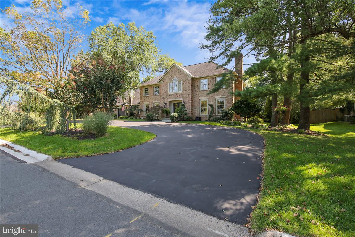 GLEN MILL VILLAGE - Residential