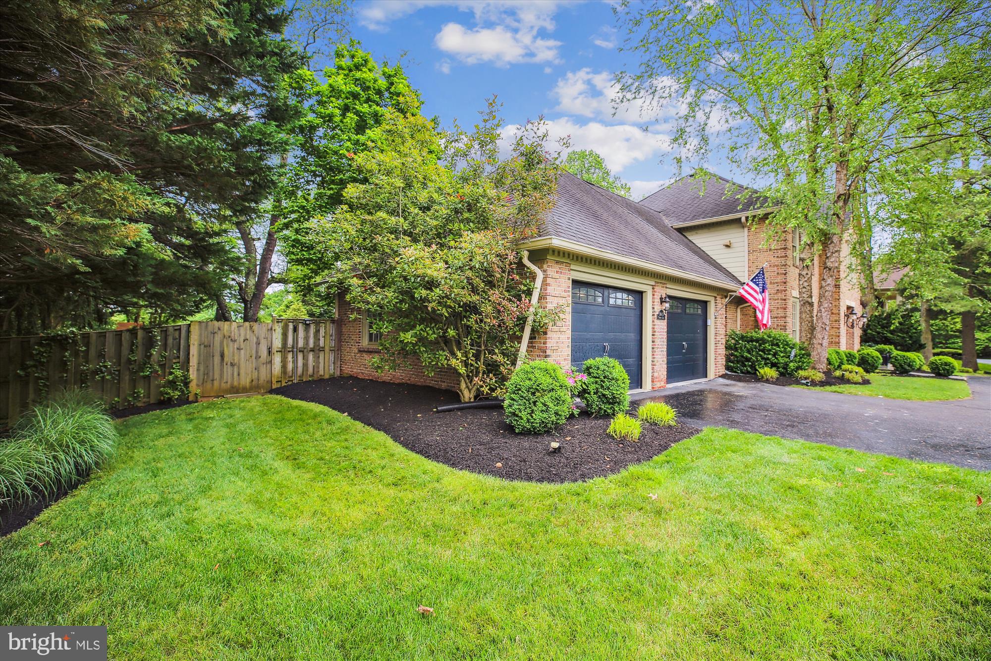 GLEN MILL VILLAGE - Residential