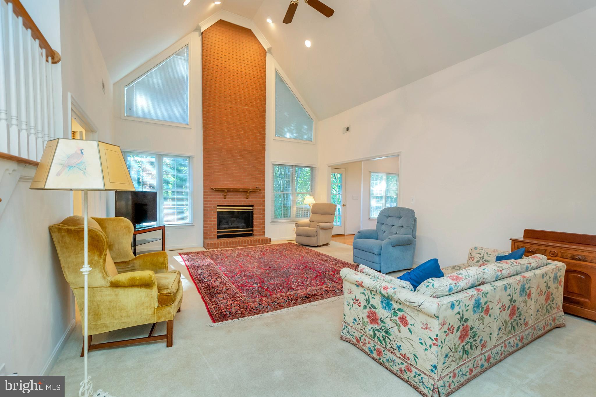 SEVEN LAKES - Residential