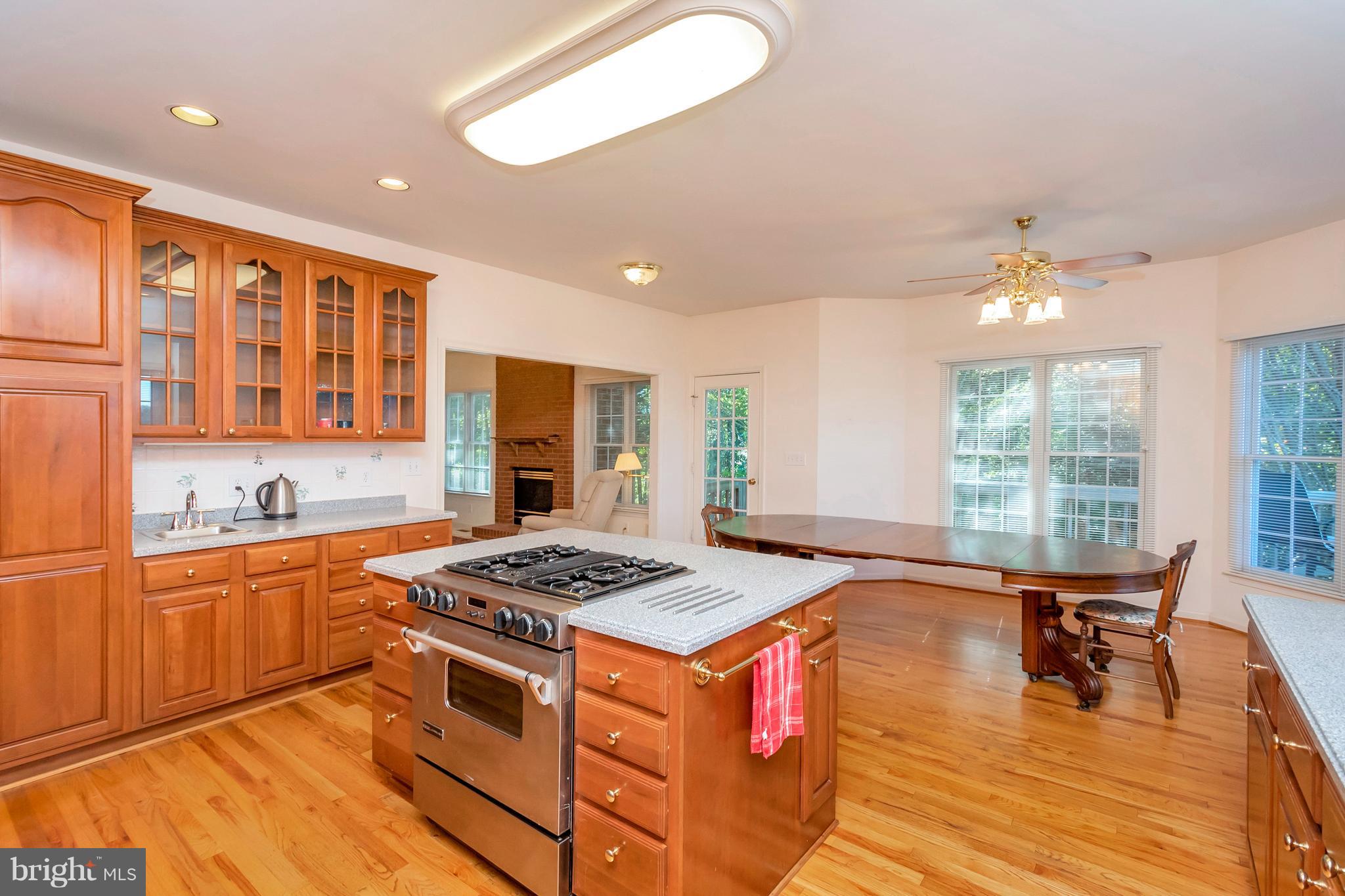 SEVEN LAKES - Residential