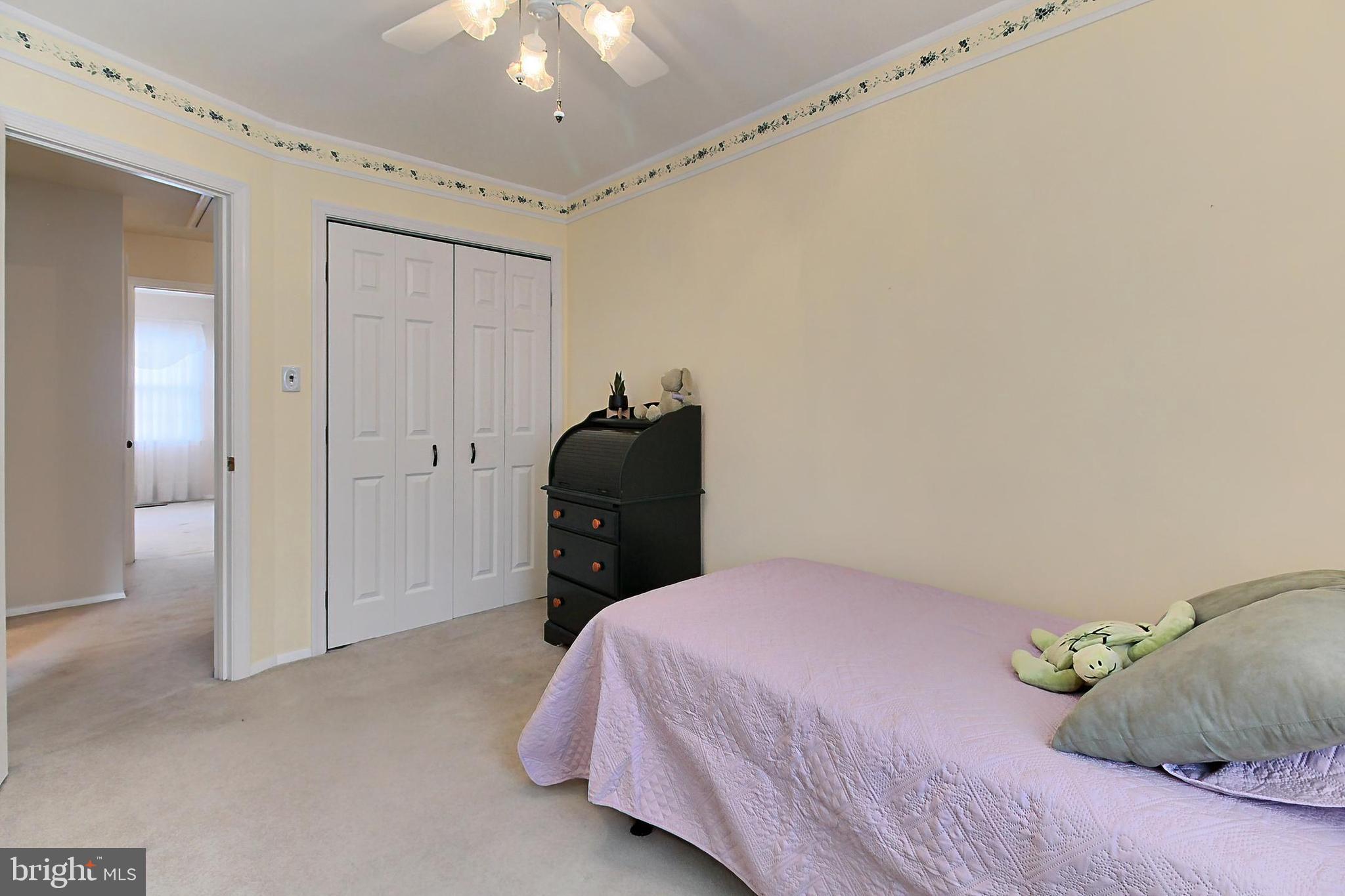 CARDINAL SQUARE - Residential